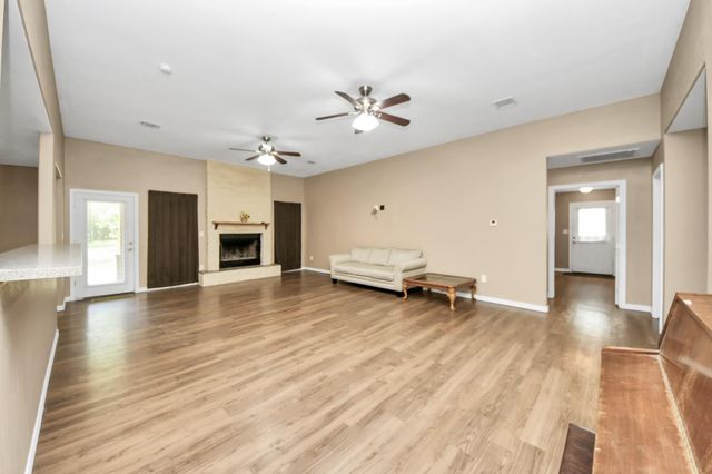 197 County Road 348, Cleveland, TX 77327