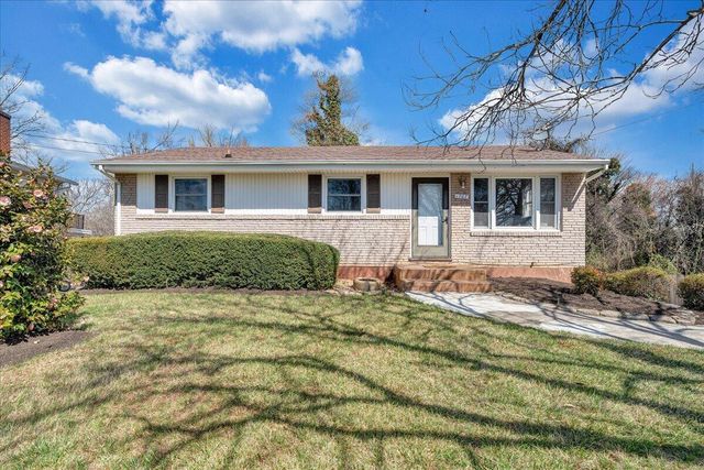 1707 Glendon RD, Salem, VA 24153