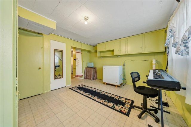 1707 Glendon RD, Salem, VA 24153