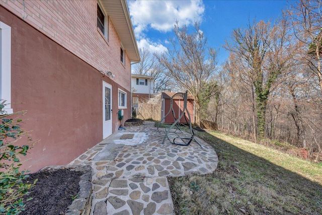 1707 Glendon RD, Salem, VA 24153