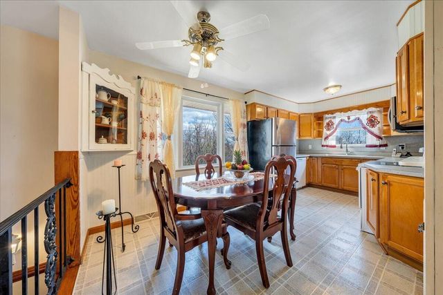 1707 Glendon RD, Salem, VA 24153