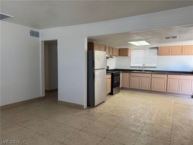 1815 Evelyn Avenue, Henderson, NV 89011