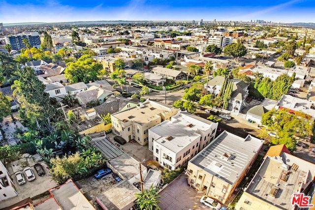 852 N Oxford Avenue, Los Angeles, CA 90029