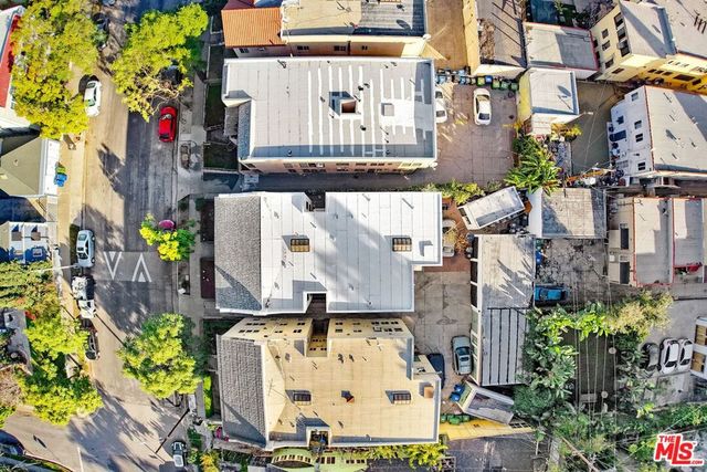 852 N Oxford Avenue, Los Angeles, CA 90029