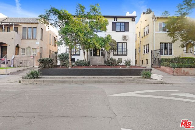 852 N Oxford Avenue, Los Angeles, CA 90029