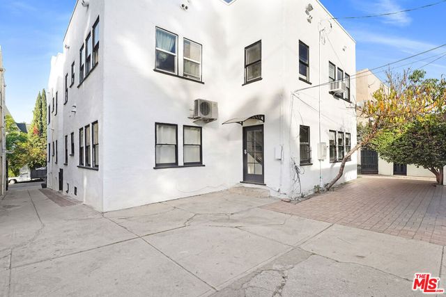 852 N Oxford Avenue, Los Angeles, CA 90029