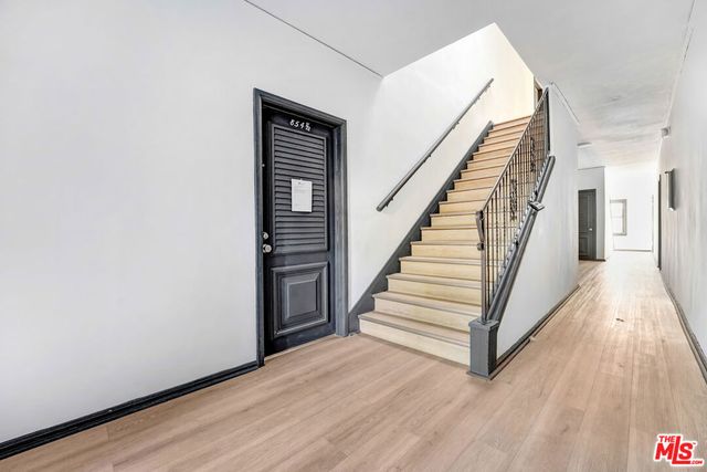 852 N Oxford Avenue, Los Angeles, CA 90029