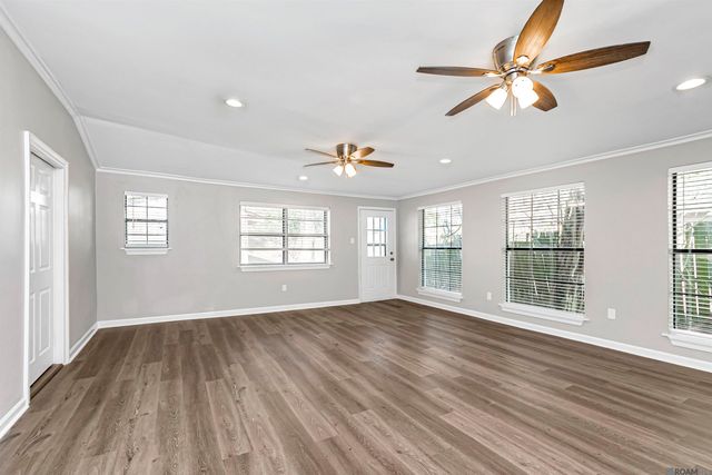 9431 Kevel Dr, Baton Rouge, LA 70810