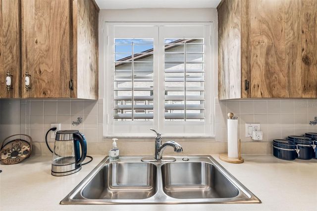 7828 RADCLIFFE CIRCLE, Port Richey, FL 34668