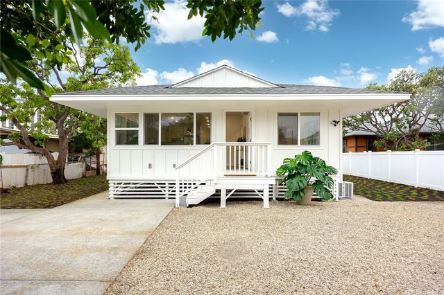 84-1036 Farrington Highway B, Waianae, HI 96792