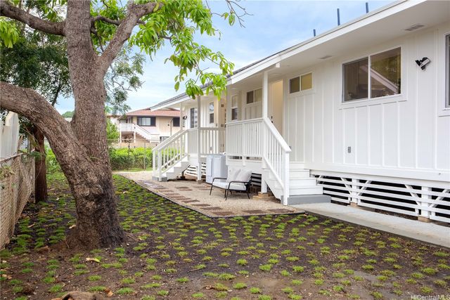 84-1036 Farrington Highway B, Waianae, HI 96792