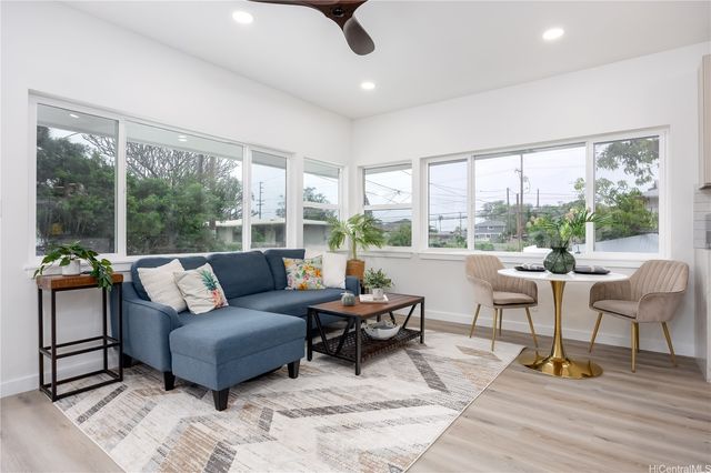 84-1036 Farrington Highway B, Waianae, HI 96792