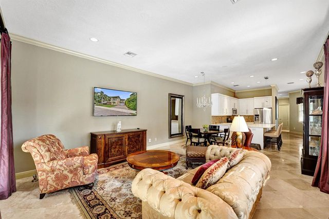 1400 NE 24th Street 1400, Wilton Manors, FL 33305