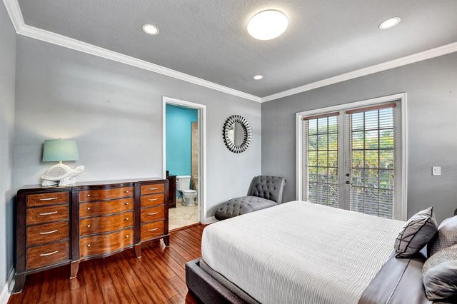 1400 NE 24th Street 1400, Wilton Manors, FL 33305