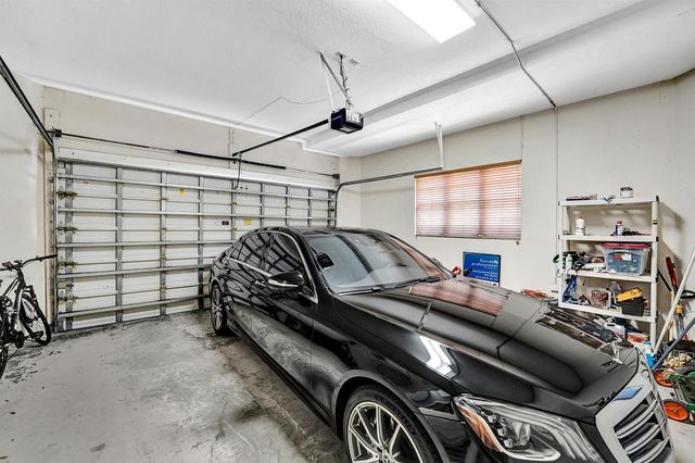 1400 NE 24th Street 1400, Wilton Manors, FL 33305