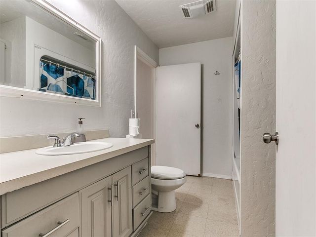 510 S 1st Street, Yukon, OK 73099