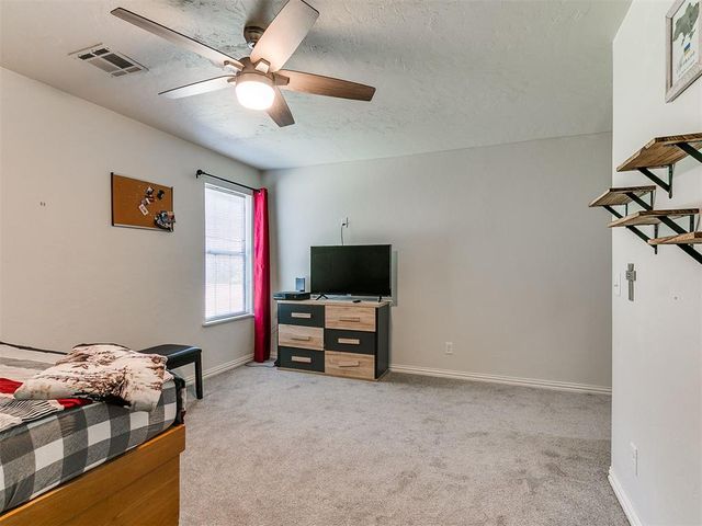 510 S 1st Street, Yukon, OK 73099