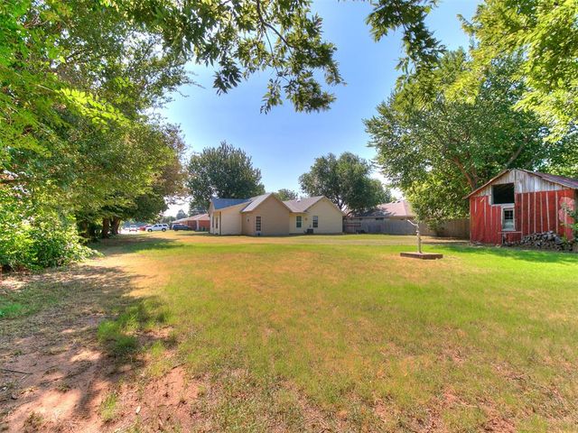 510 S 1st Street, Yukon, OK 73099