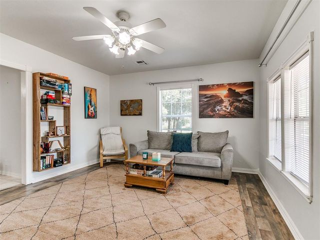 510 S 1st Street, Yukon, OK 73099