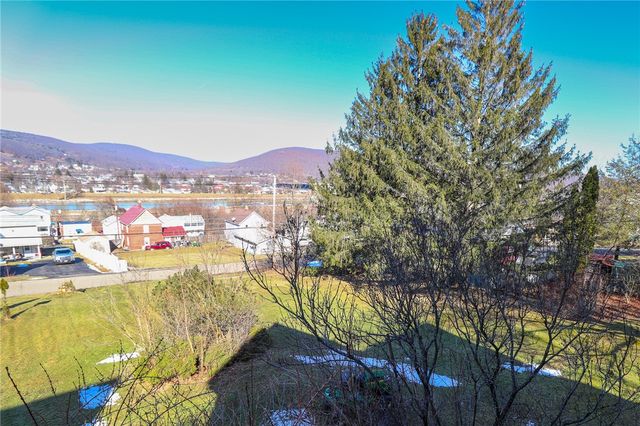 317 West 1st Street, Corning City, NY 14830