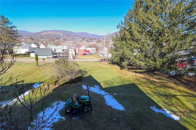 317 West 1st Street, Corning City, NY 14830