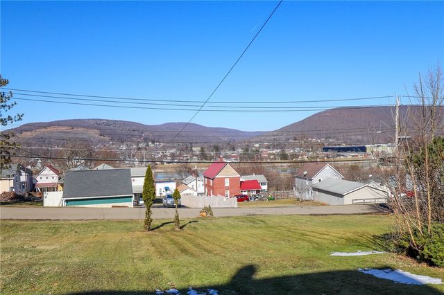 317 West 1st Street, Corning City, NY 14830