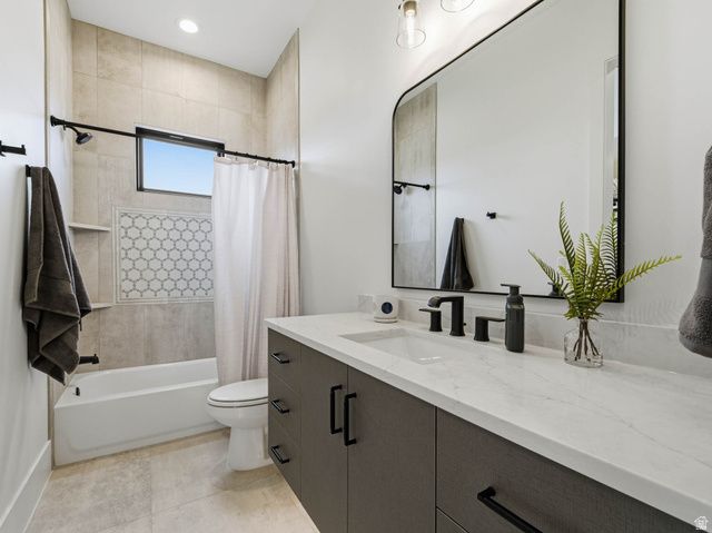 3267 COTTONTAIL WAY, Hurricane, UT 84737