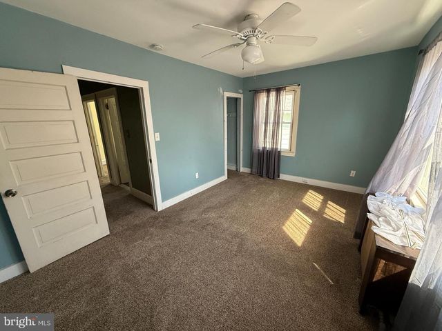 4049 MARSHALL ROAD, Upper Darby, PA 19082