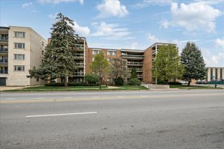 1020 N Harlem Avenue 5C, River Forest, IL 60305
