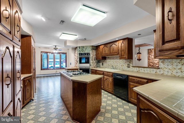 9 PRESTILE PL, Robbinsville, NJ 08691