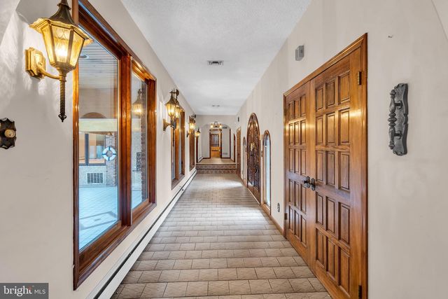 9 PRESTILE PL, Robbinsville, NJ 08691