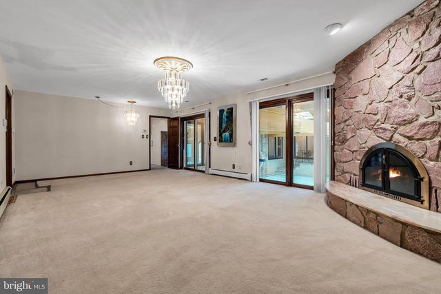 9 PRESTILE PL, Robbinsville, NJ 08691