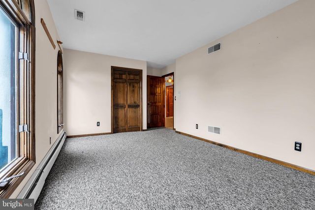 9 PRESTILE PL, Robbinsville, NJ 08691