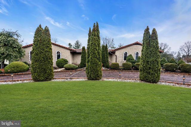 9 PRESTILE PL, Robbinsville, NJ 08691