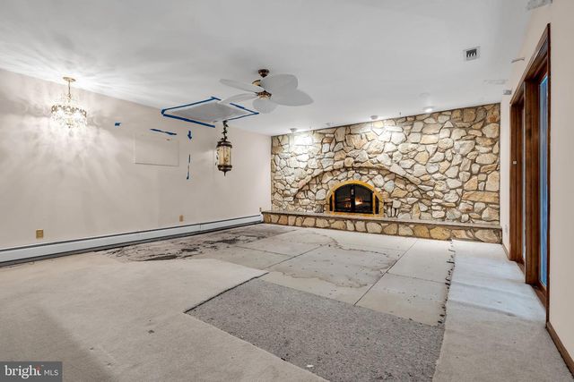 9 PRESTILE PL, Robbinsville, NJ 08691