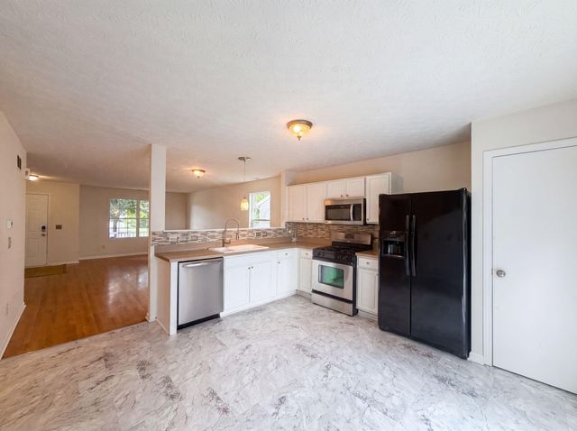 4625 Kenross Drive, Columbus, OH 43207