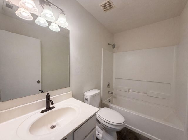 4625 Kenross Drive, Columbus, OH 43207