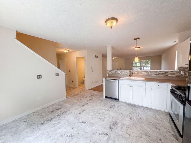 4625 Kenross Drive, Columbus, OH 43207