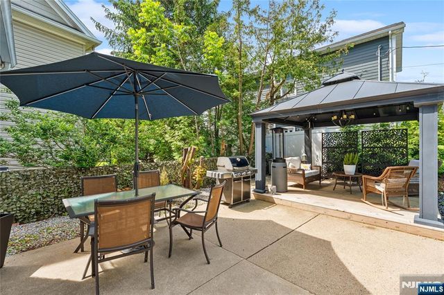 231 Beech Drive, River Edge, NJ 07661