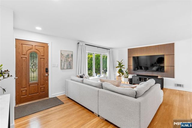 231 Beech Drive, River Edge, NJ 07661