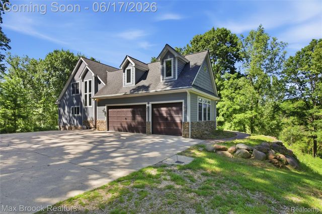 11910 Scott Road, Springfield Charter Township, MI 48350