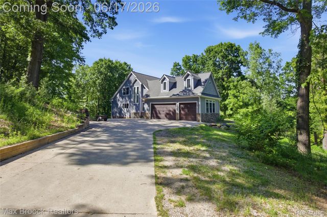 11910 Scott Road, Springfield Charter Township, MI 48350