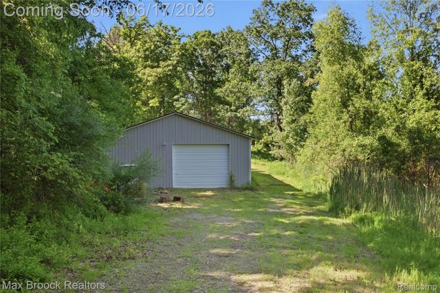 11910 Scott Road, Springfield Charter Township, MI 48350