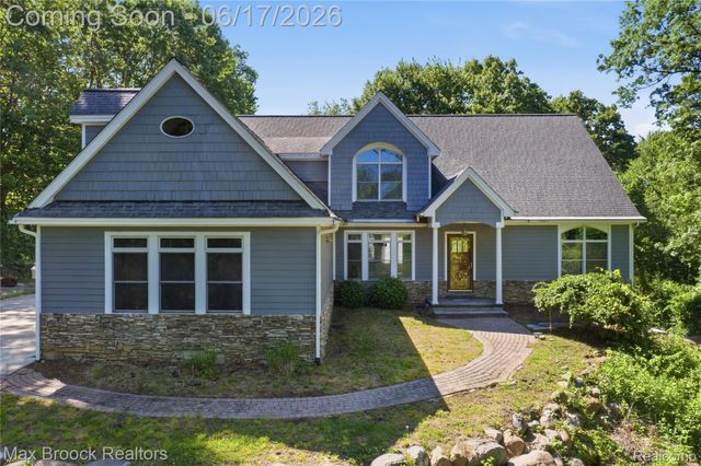 11910 Scott Road, Springfield Charter Township, MI 48350
