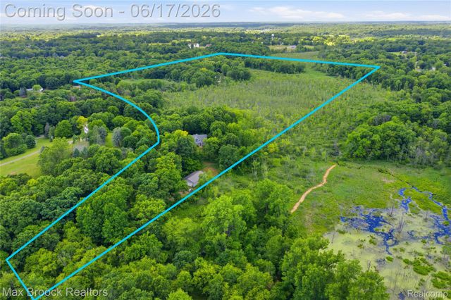 11910 Scott Road, Springfield Charter Township, MI 48350