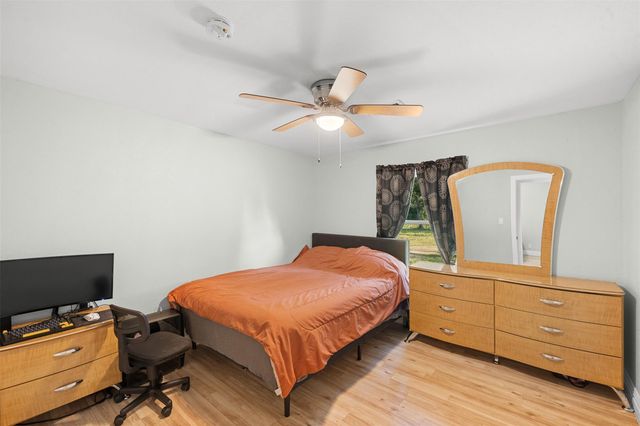 8822 Punchard Lane, Bellville, TX 77418