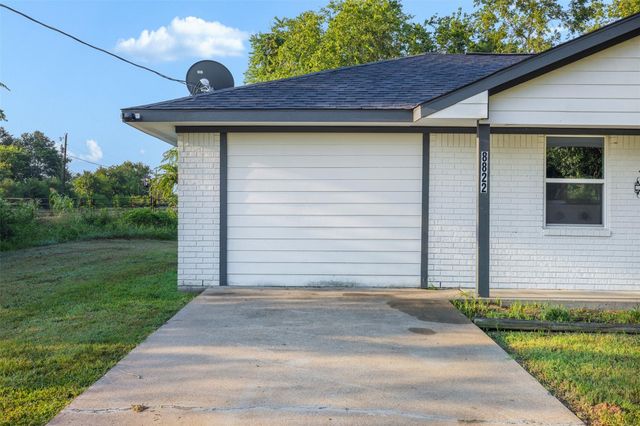 8822 Punchard Lane, Bellville, TX 77418