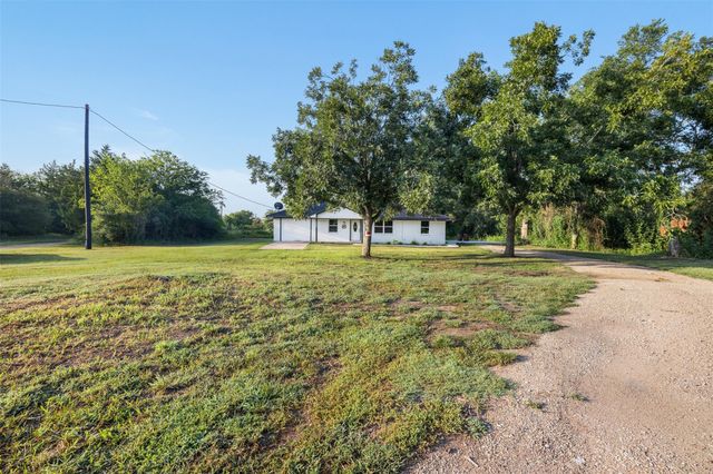 8822 Punchard Lane, Bellville, TX 77418
