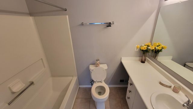 6707 Axtel Drive, 5B, Canal Winchester, OH 43110