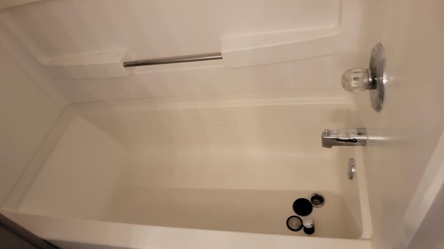 6707 Axtel Drive, 5B, Canal Winchester, OH 43110